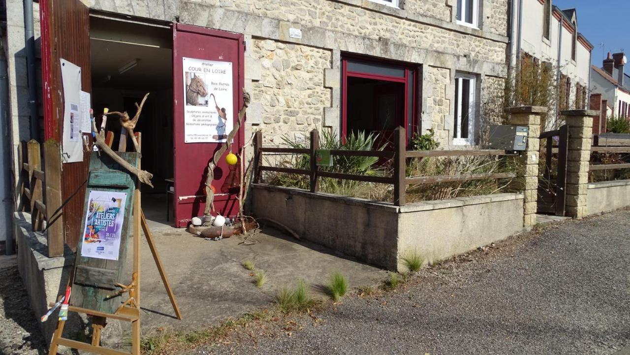 Les Campanules - Neuvy En Sullias Apartment Exterior photo