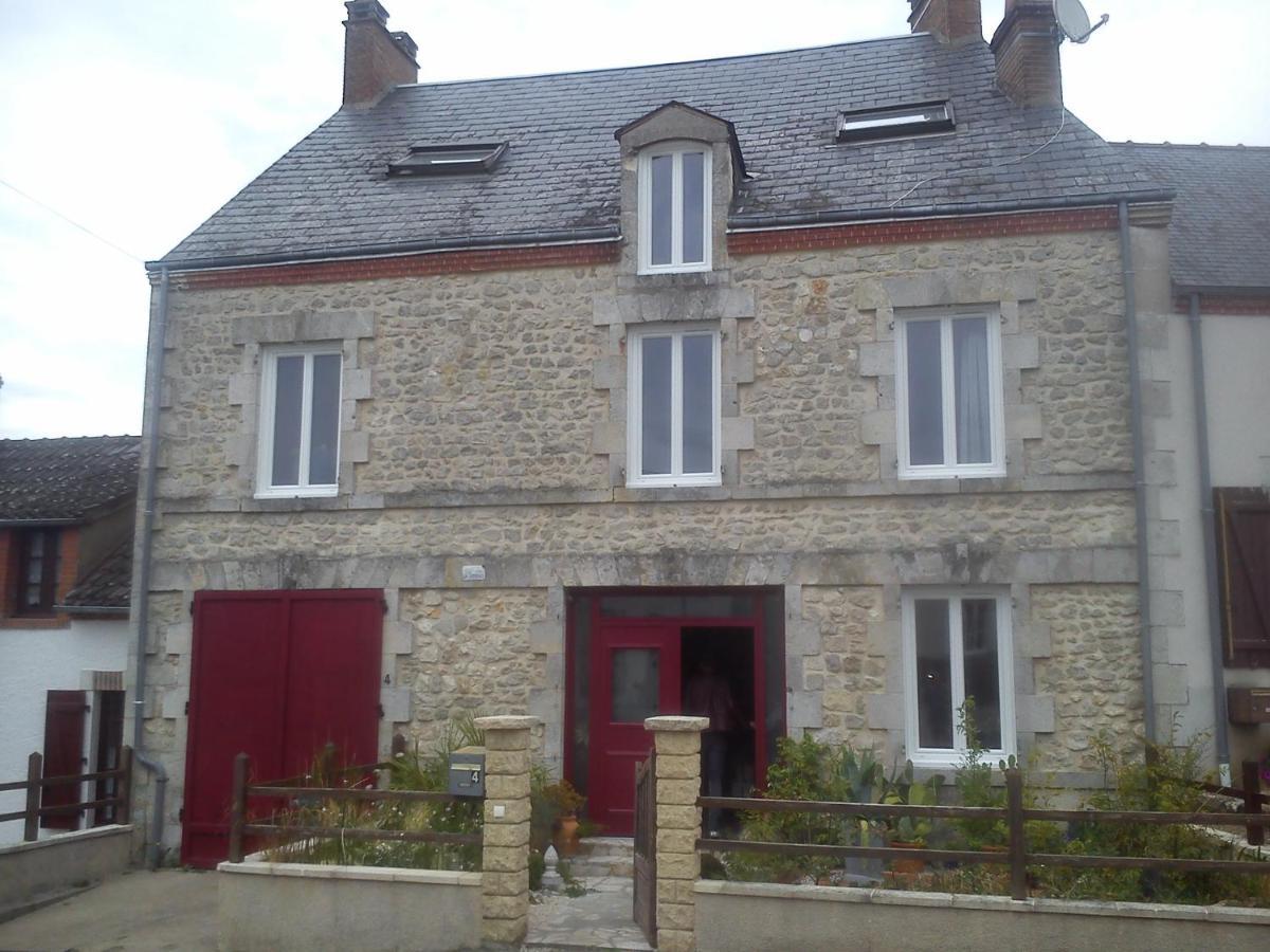 Les Campanules - Neuvy En Sullias Apartment Exterior photo